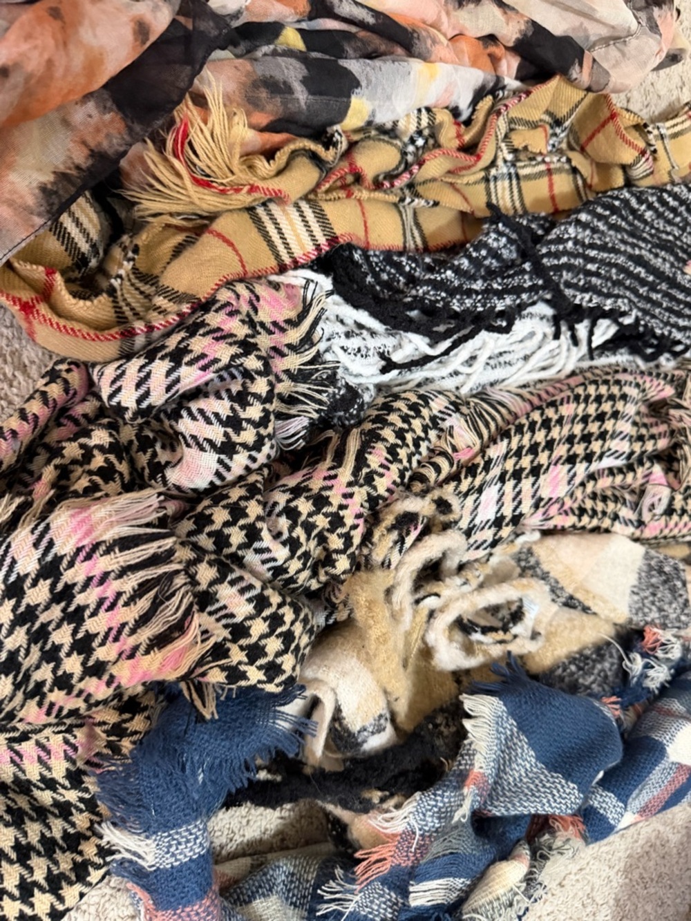 9 fashion scarfs